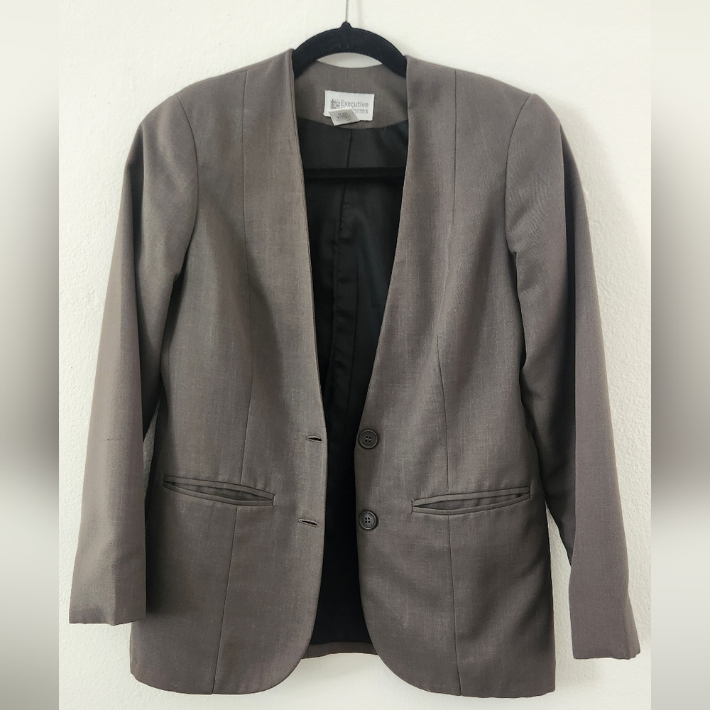 Executive Uniform Women Blazer Size 2 Petite - Picture 9 of 15